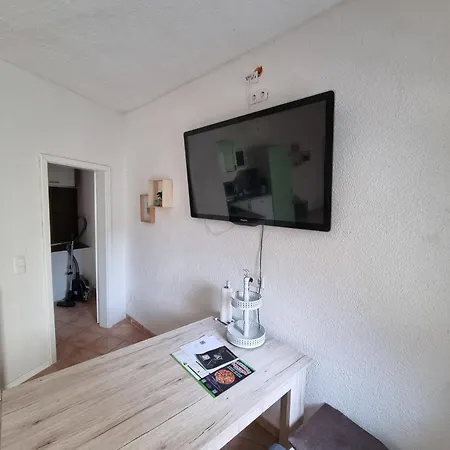 Apartment Ferienwohnung/monteurwohnung Altes Cafe Ahnatal