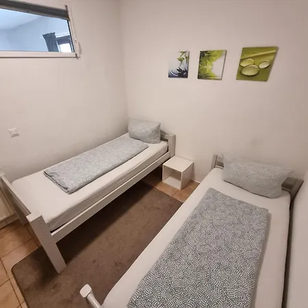 Ferienwohnung/monteurwohnung Altes Cafe