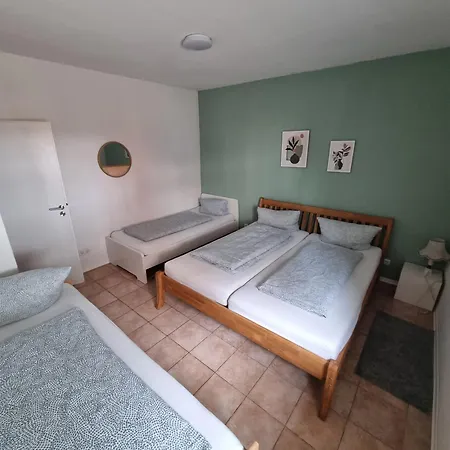 Ferienwohnung/monteurwohnung Altes Cafe *