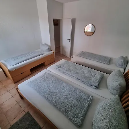 Ferienwohnung/monteurwohnung Altes Cafe Ahnatal