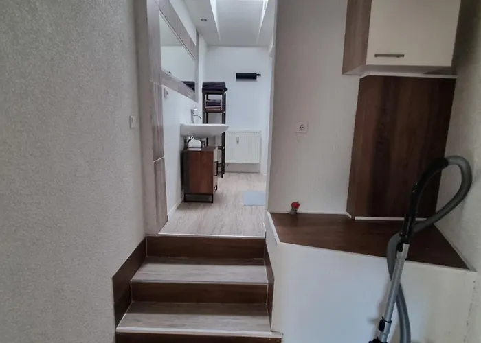 Apartman Ferienwohnung/monteurwohnung Altes Cafe *